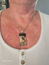 Load image into Gallery viewer, Black and Gold Necklace