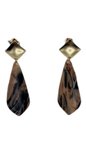 Load image into Gallery viewer, Elegant Collection - Teardrop Earrings
