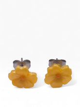 Load image into Gallery viewer, Springtime Earrings
